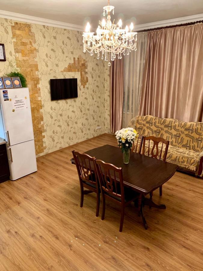 Apartment On Zhukovskogo Oděsa Exteriér fotografie